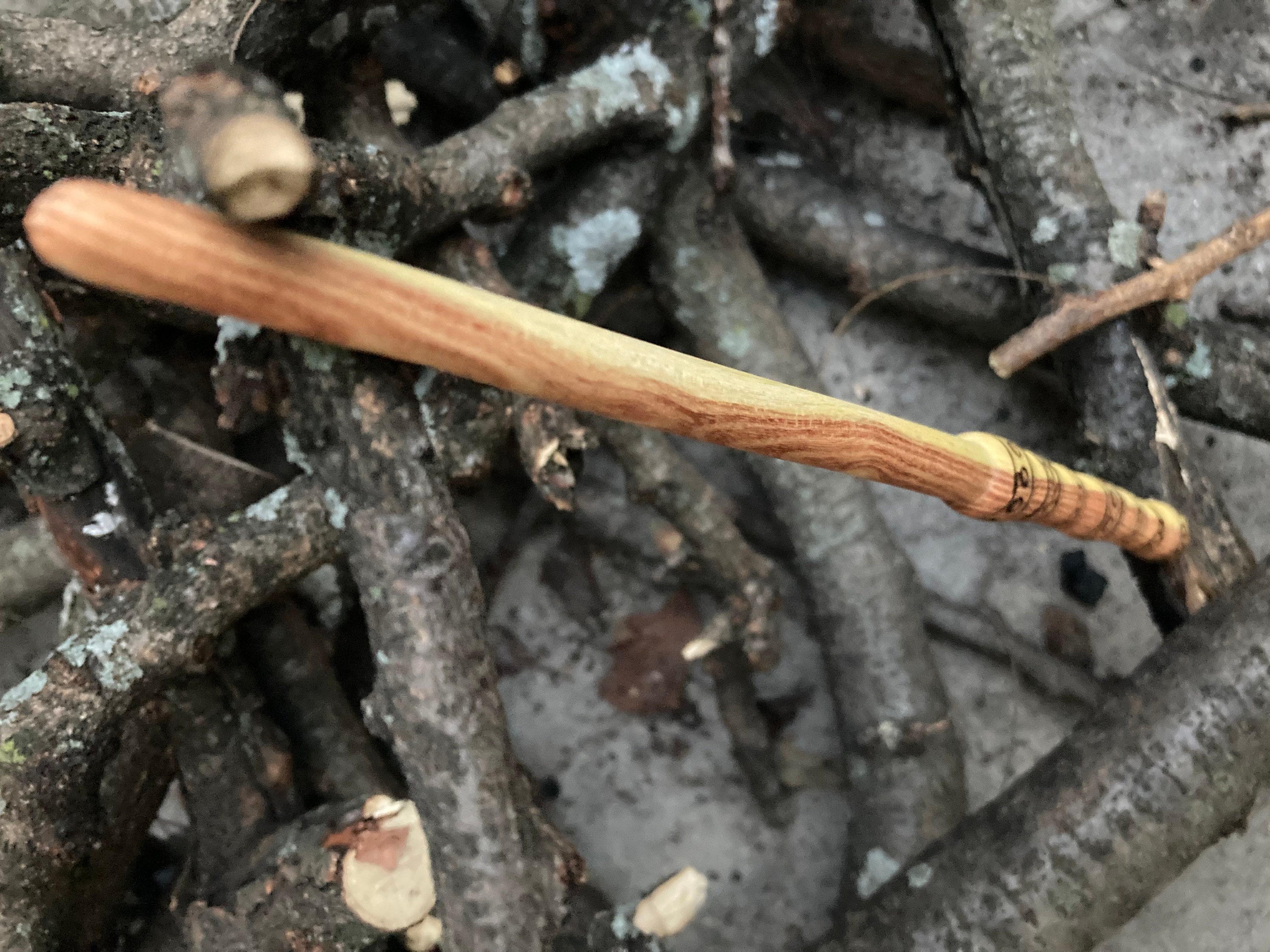 Hand carved Honeylocust wooden magic wand image 3