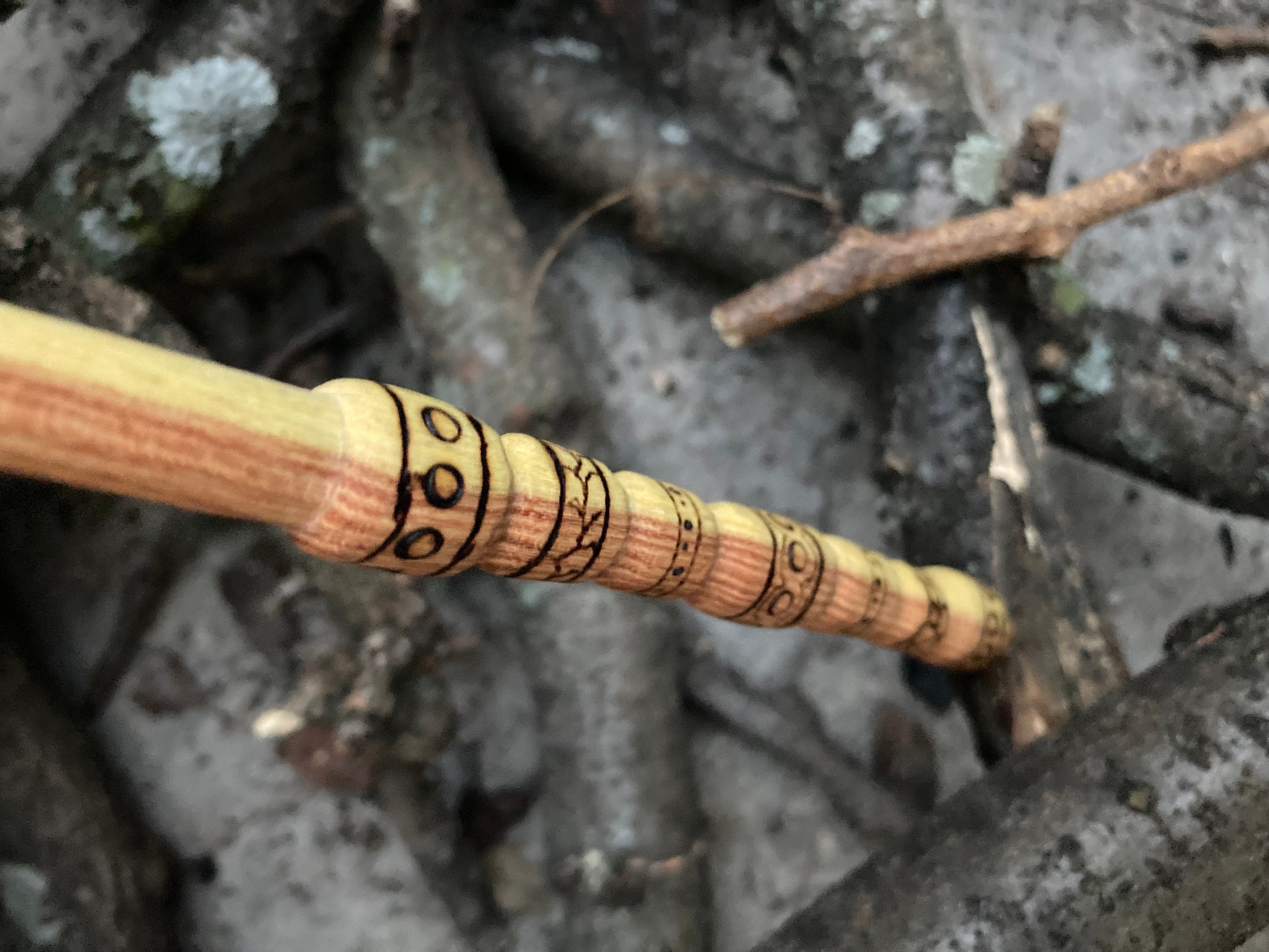 Hand carved Honeylocust wooden magic wand image 7